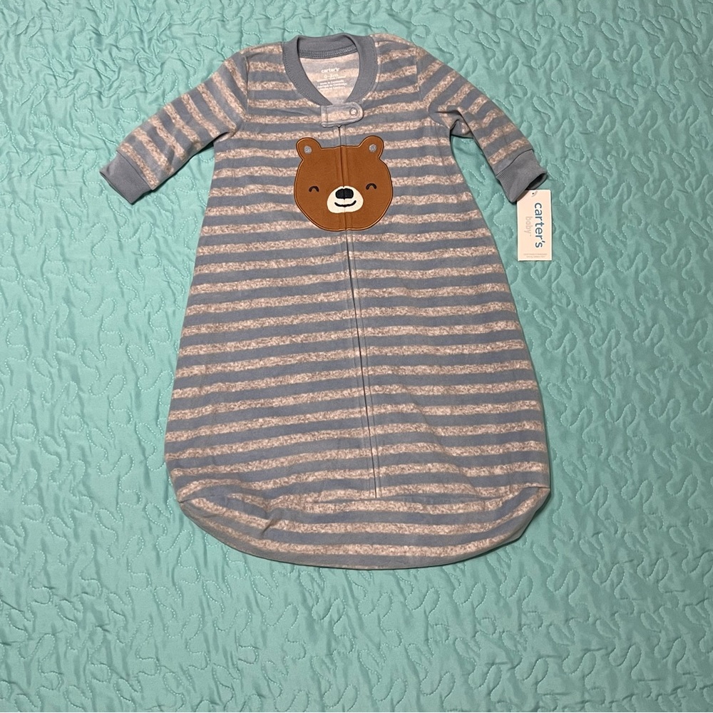 Carter’s Sleep Sack. 0-3 months